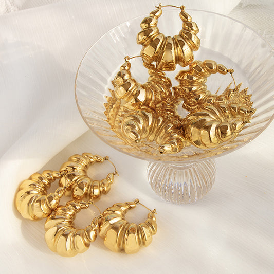 WAVY HOOP EARRINGS | Gold Plated