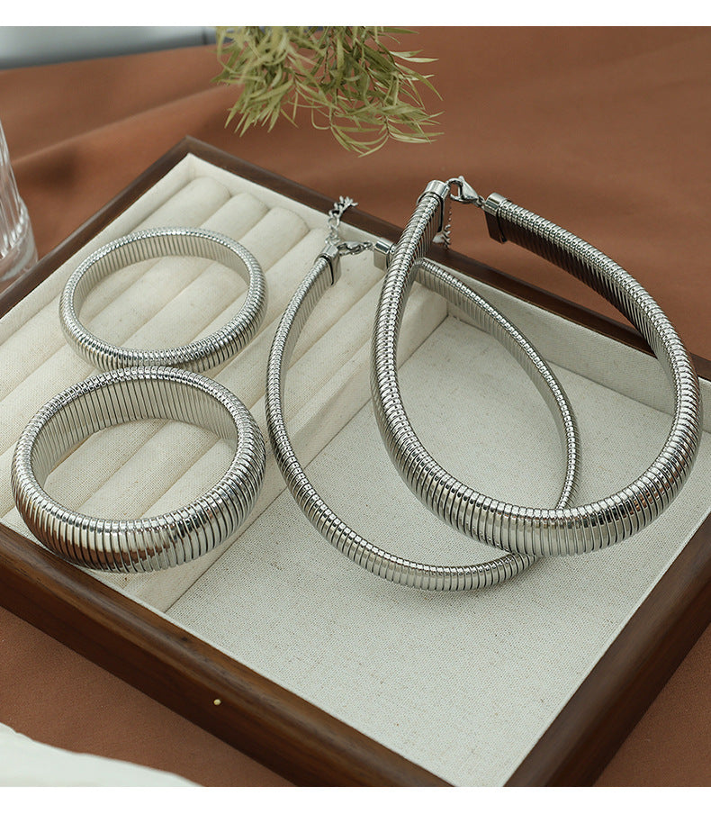 20mm European and American Exaggerated Retro Threaded Elastic Bracelet Necklace Set Personality Trendy Titanium Steel Design Cross-Border Accessories