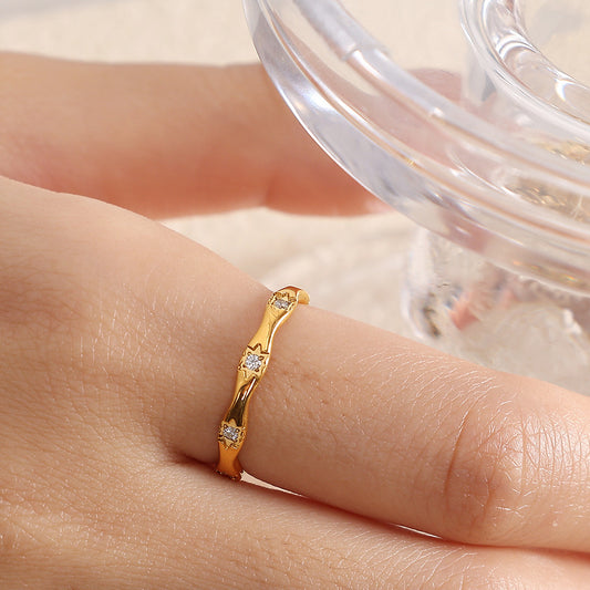 STARRY TWIST RING | Gold Plated
