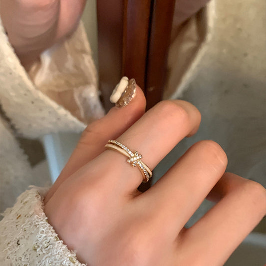 GEOMETRIC ZIRCON KNOT RING | Gold Plated