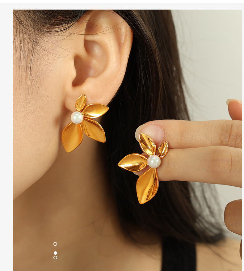 FLORAL BLOOM EARRINGS | 18K Gold Plated